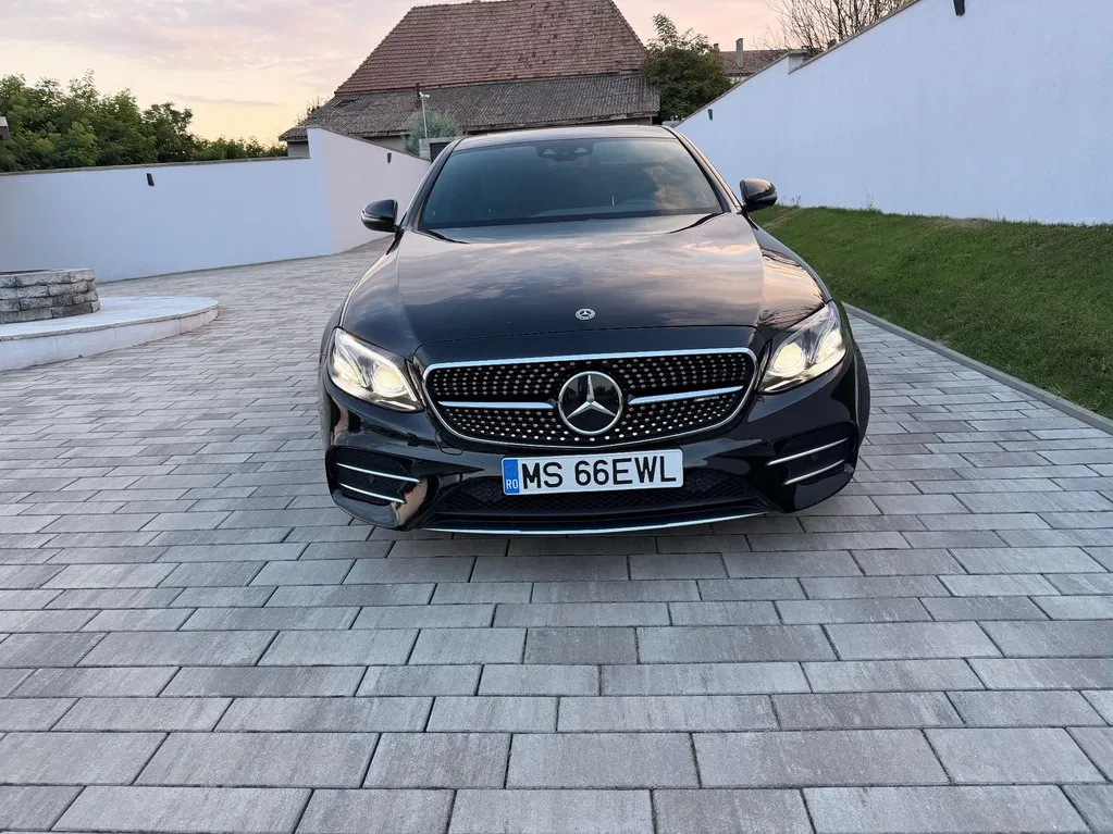 Fotografie: 2019 Mercedes-Benz E Class