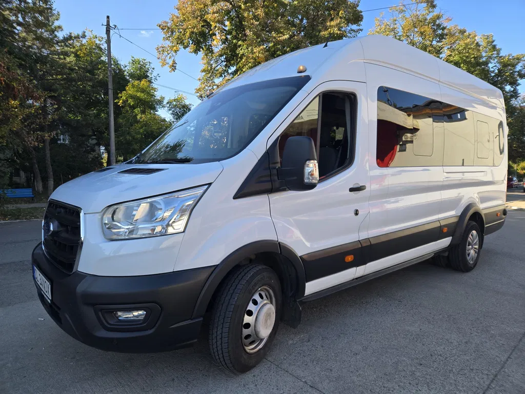 Fotografie: 2019 Ford Transit