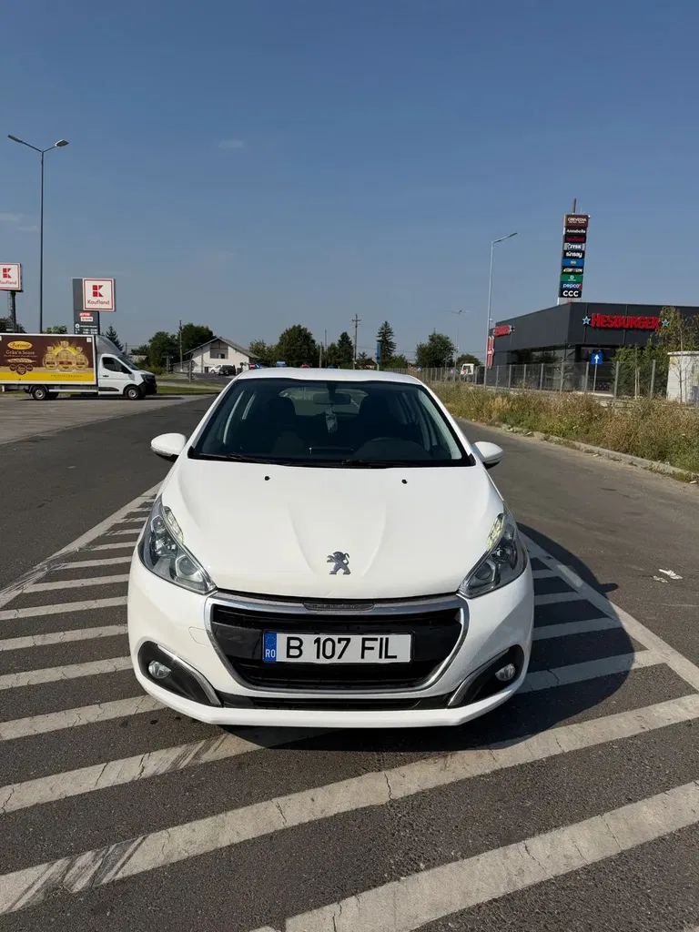 Fotografie: 2016 Peugeot 208