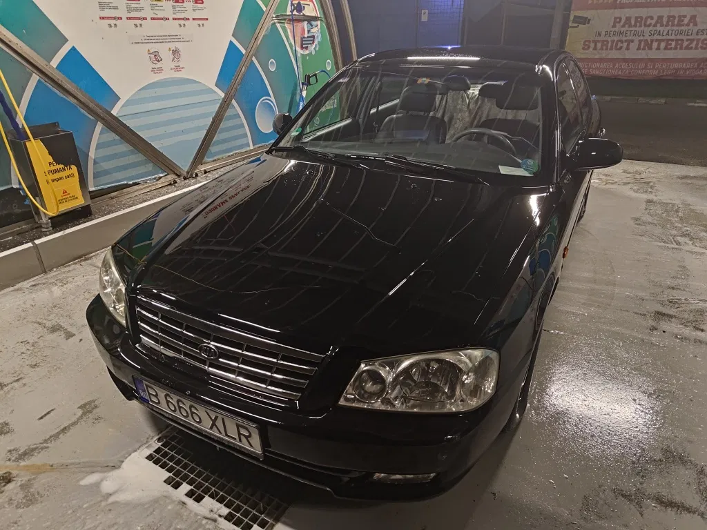 Fotografie: 2002 Kia Magentis