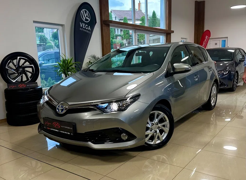 Fotografie: 2016 Toyota Auris