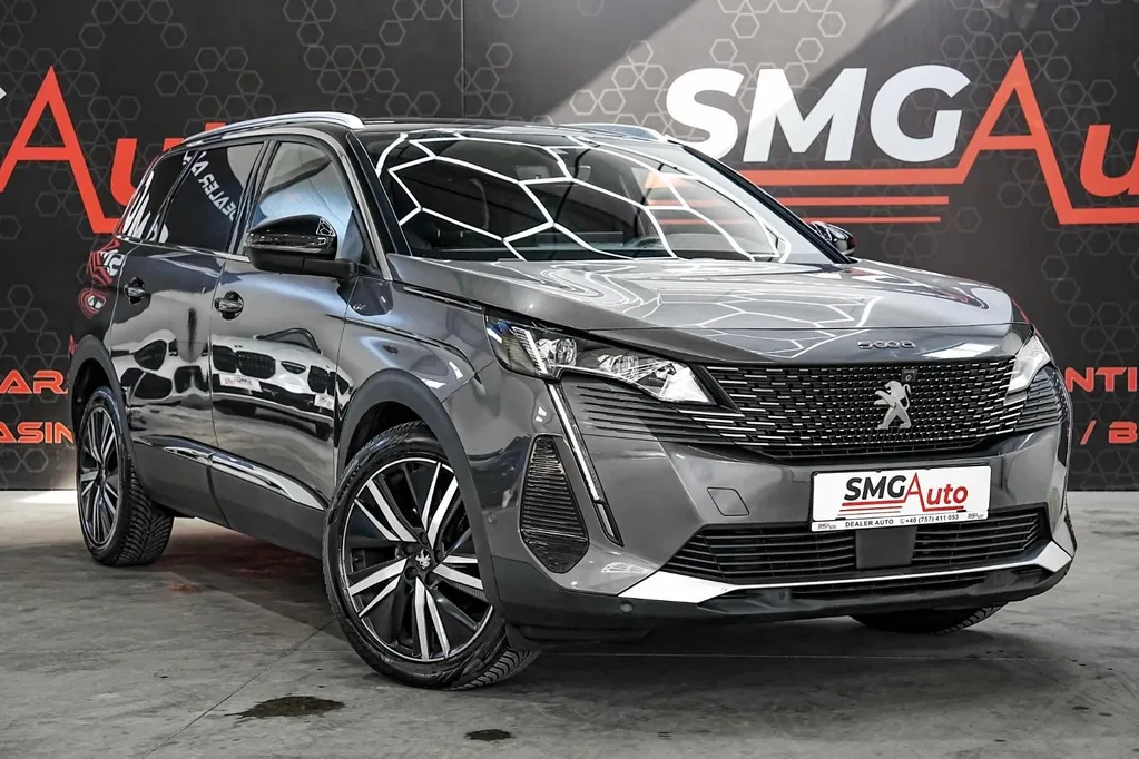 Fotografie: 2021 Peugeot 5008