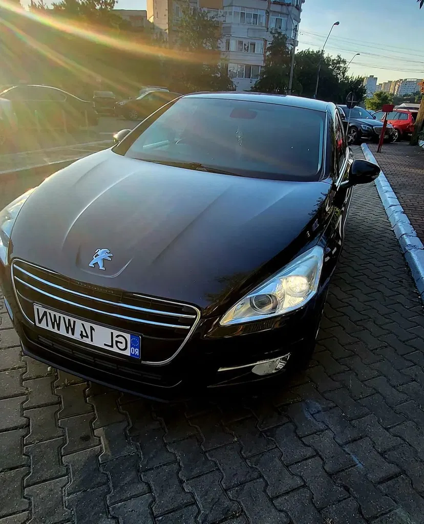 Fotografie: 2012 Peugeot 508