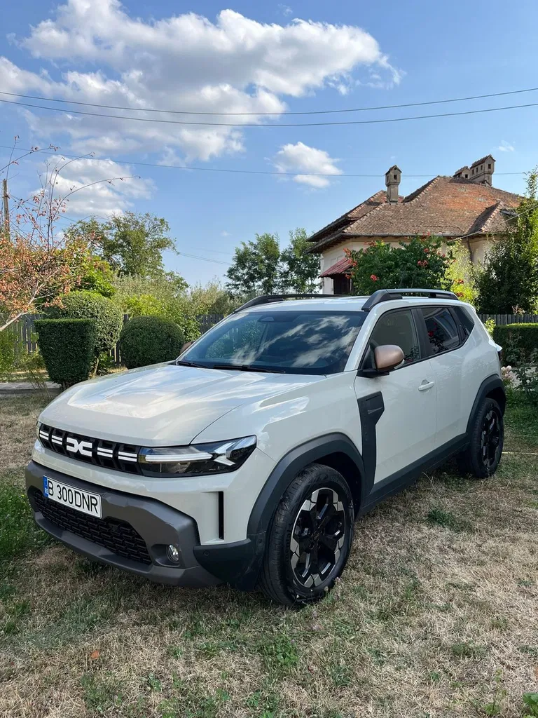 Fotografie: 2025 Dacia Duster
