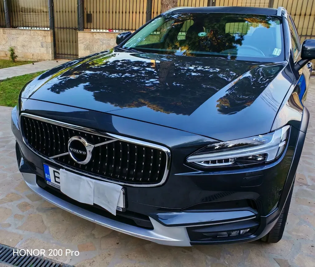 Fotografie: 2018 Volvo V90