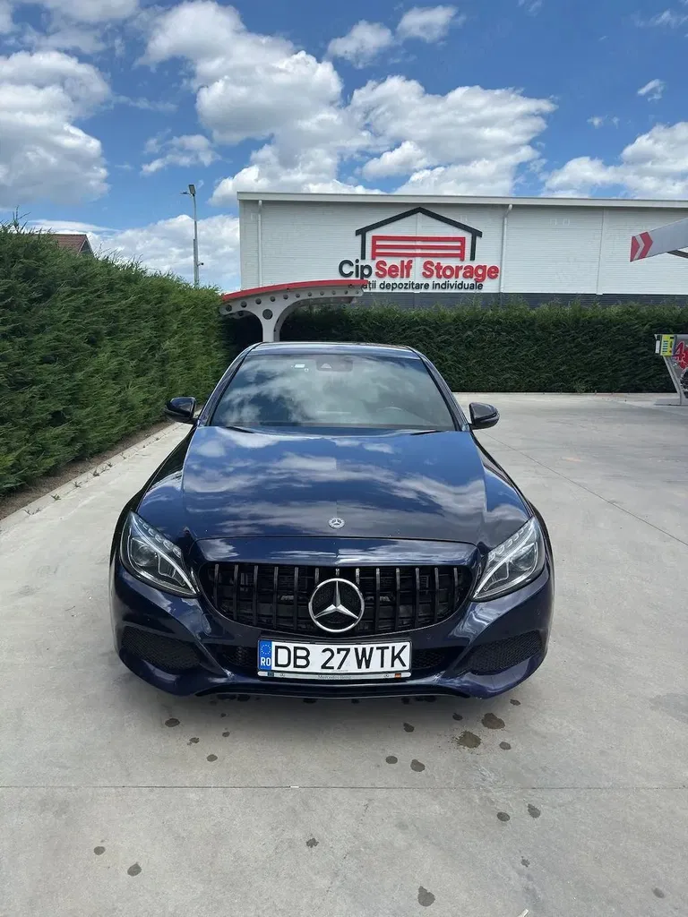Fotografie: 2018 Mercedes-Benz C