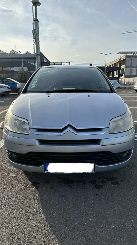 Fotografie: 2007 Citroen C4
