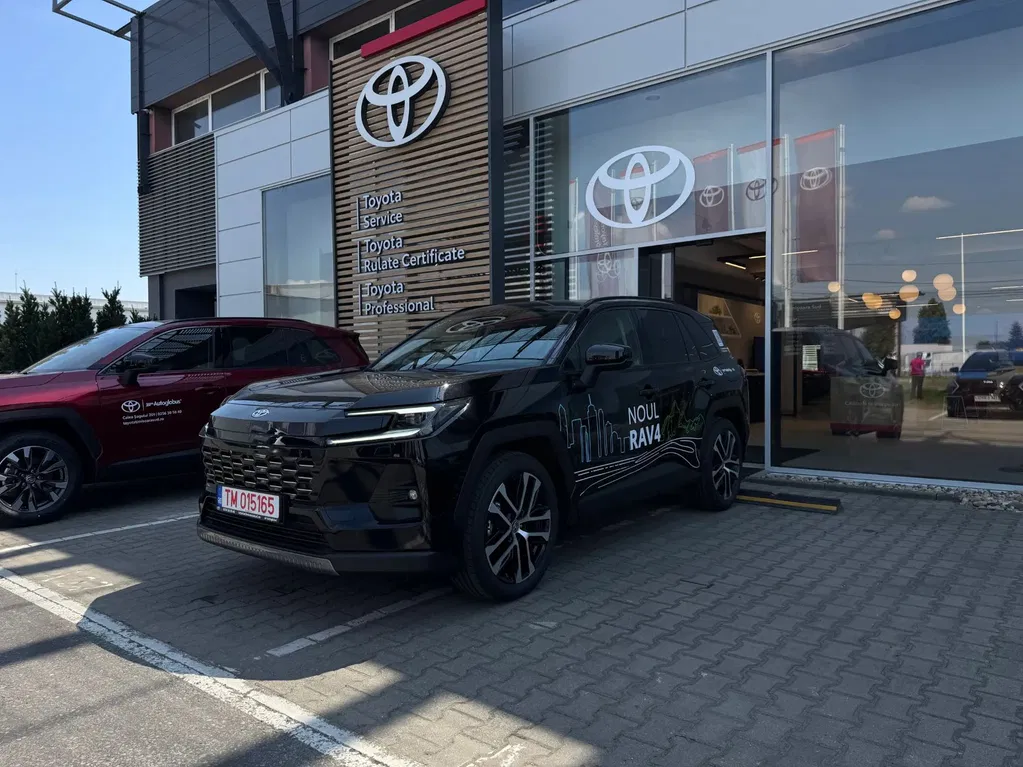 Fotografie: 2026 Toyota RAV-4