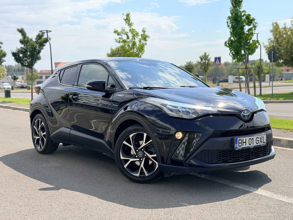 Fotografie: 2021 Toyota C-HR