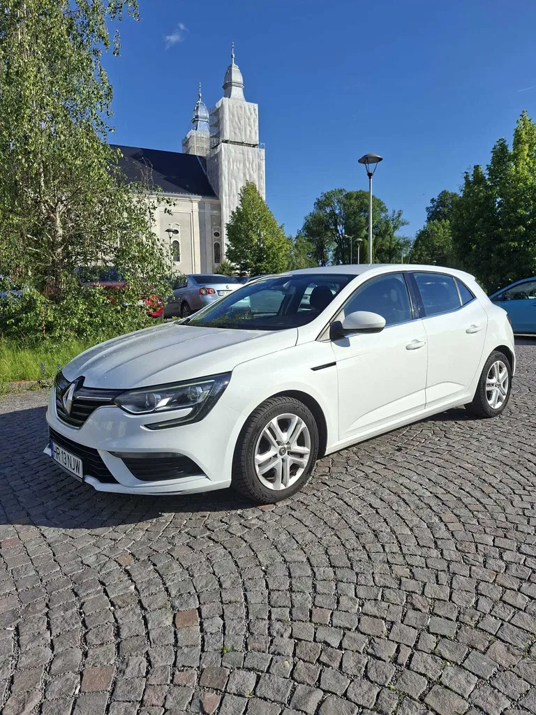 Fotografie: 2020 Renault Megane