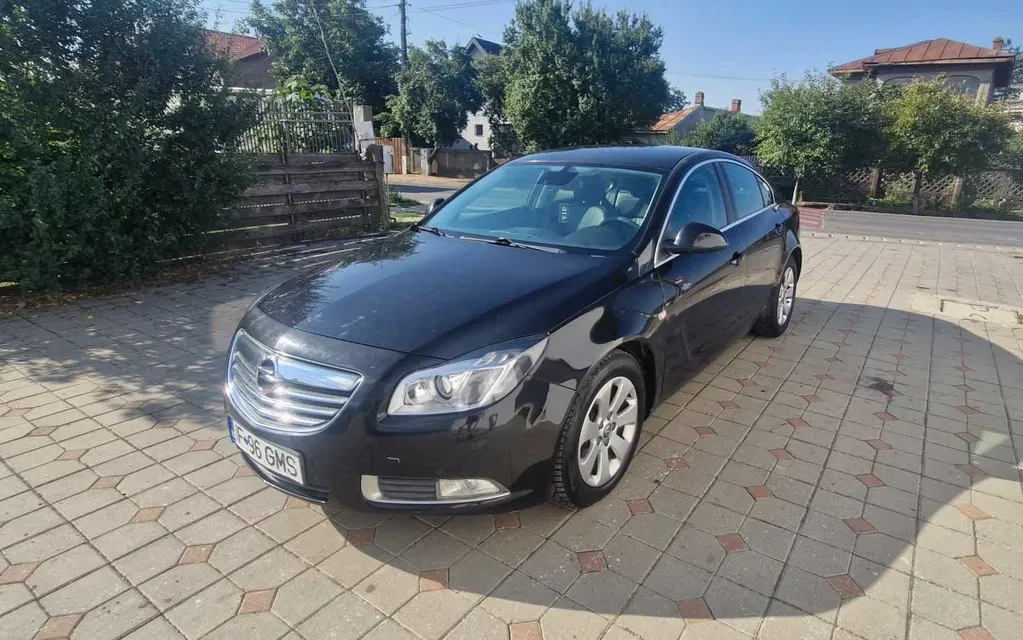 Fotografie: 2013 Opel Insignia