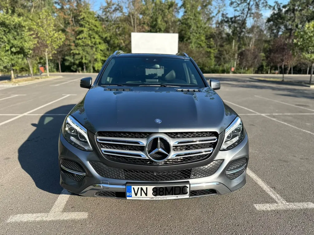 Fotografie: 2016 Mercedes-Benz GLE