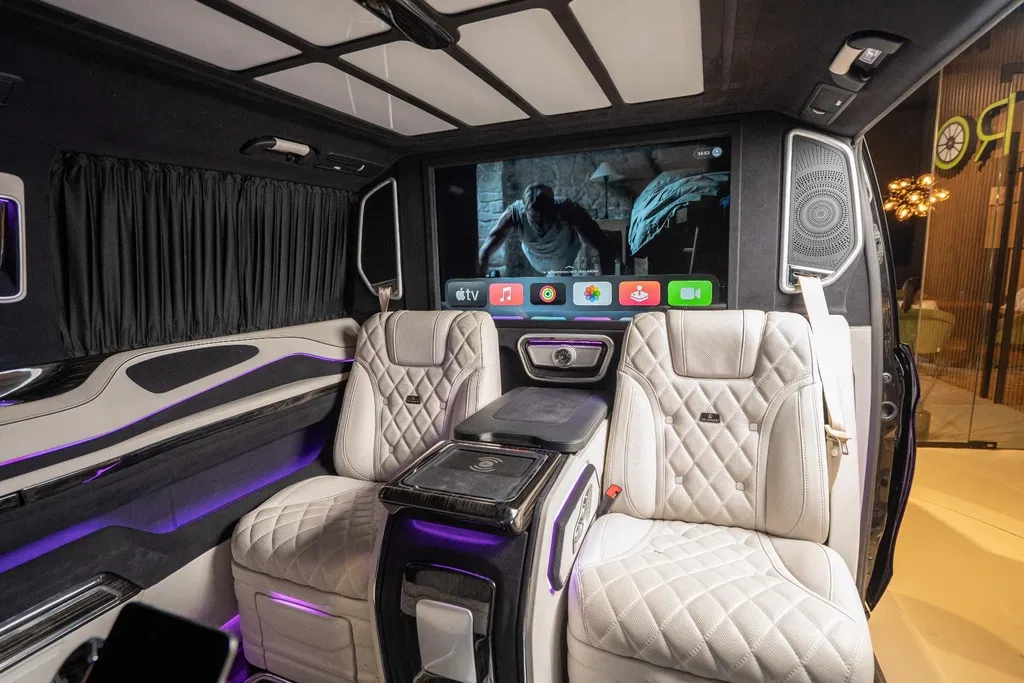 Fotografie: 2024 Mercedes-Benz V