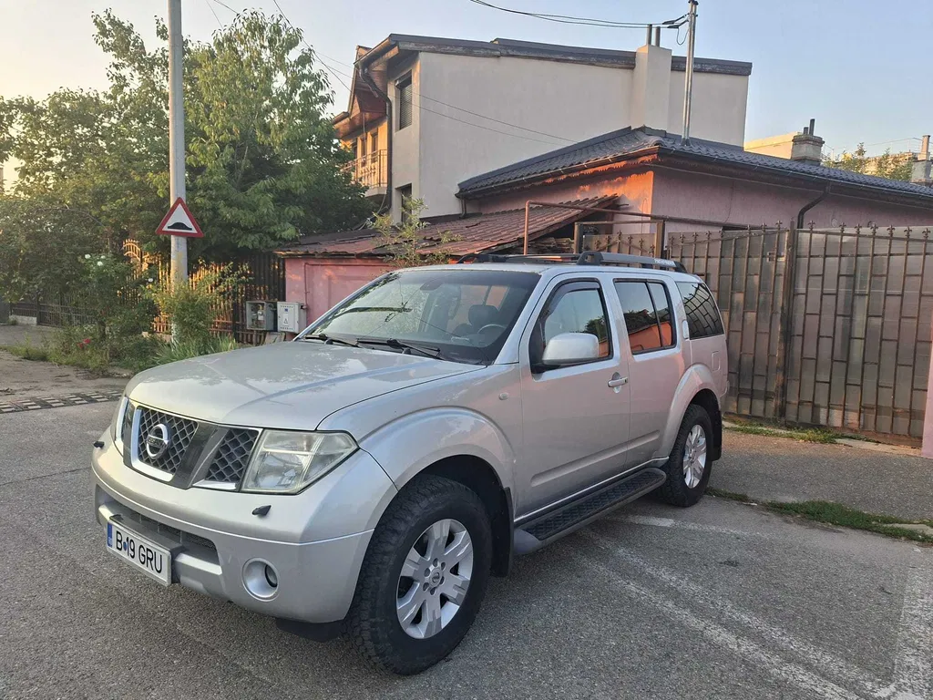 Fotografie: 2007 Nissan Pathfinder