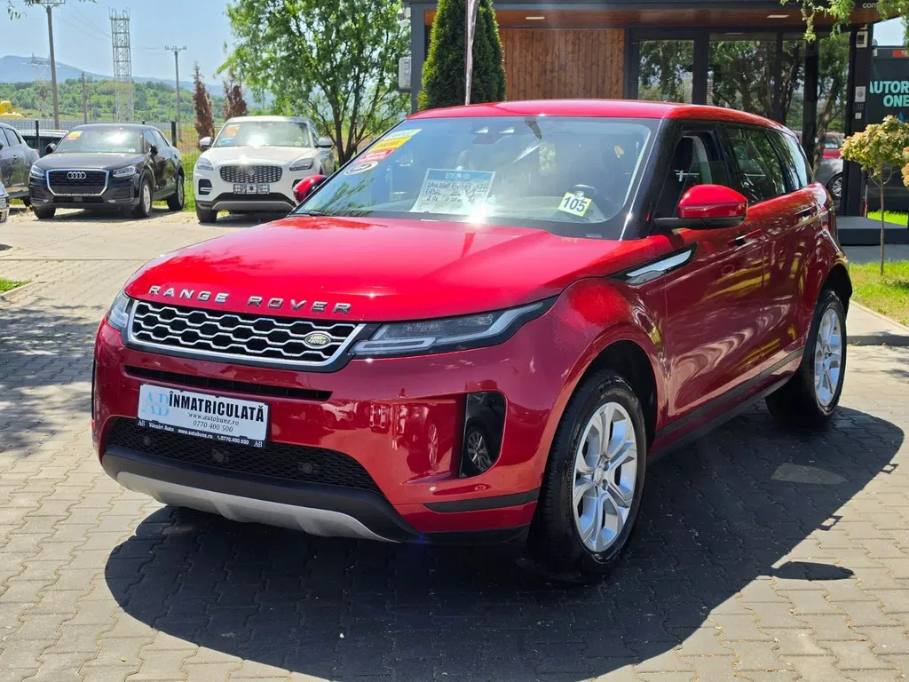 Fotografie: 2021 Land Rover Range Rover Evoque