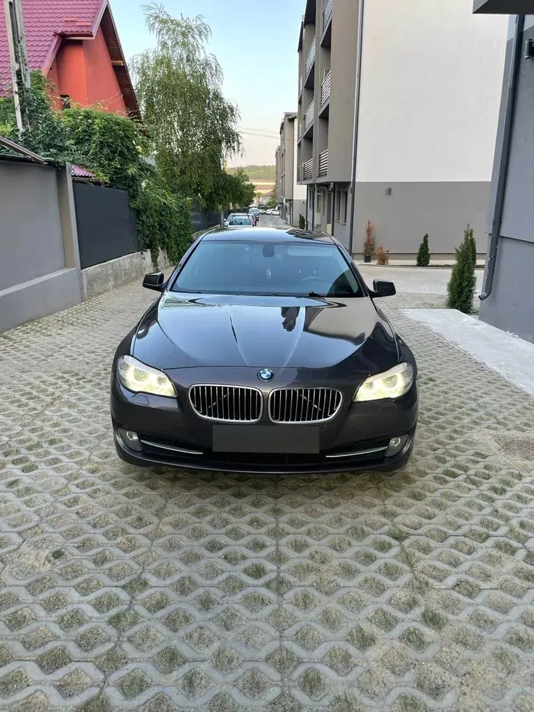 Fotografie: 2011 BMW Seria 5