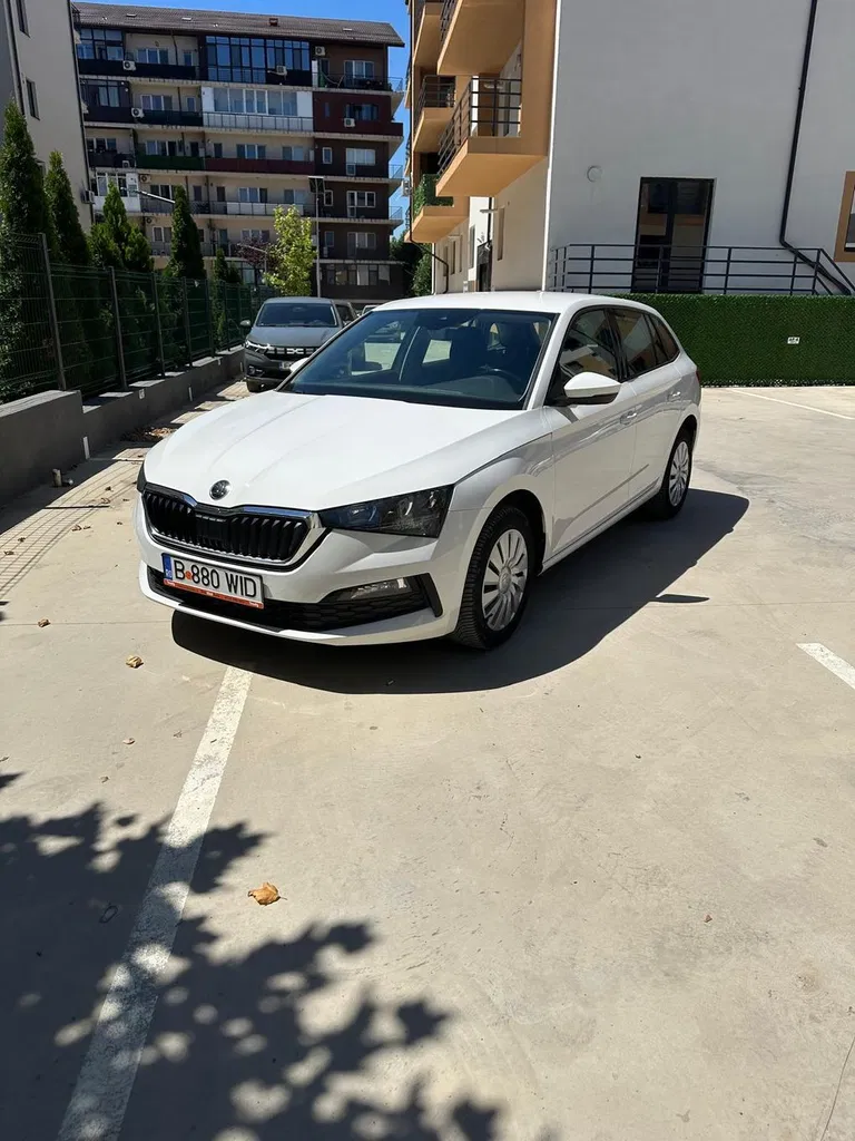 Fotografie: 2021 Skoda Scala