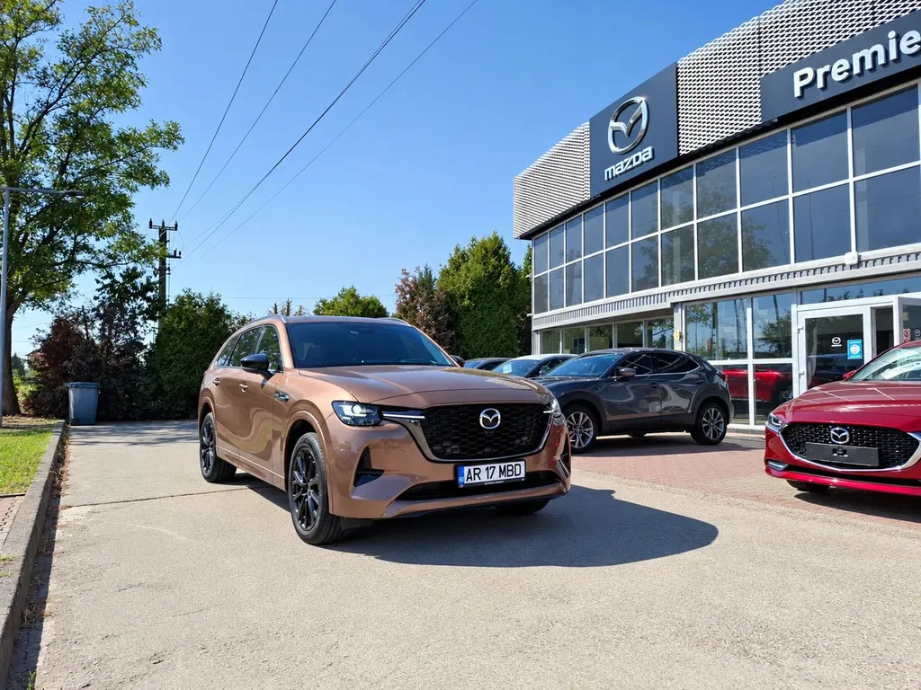 Fotografie: 2024 Mazda CX-80