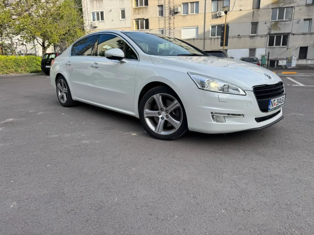 Fotografie: 2011 Peugeot 508