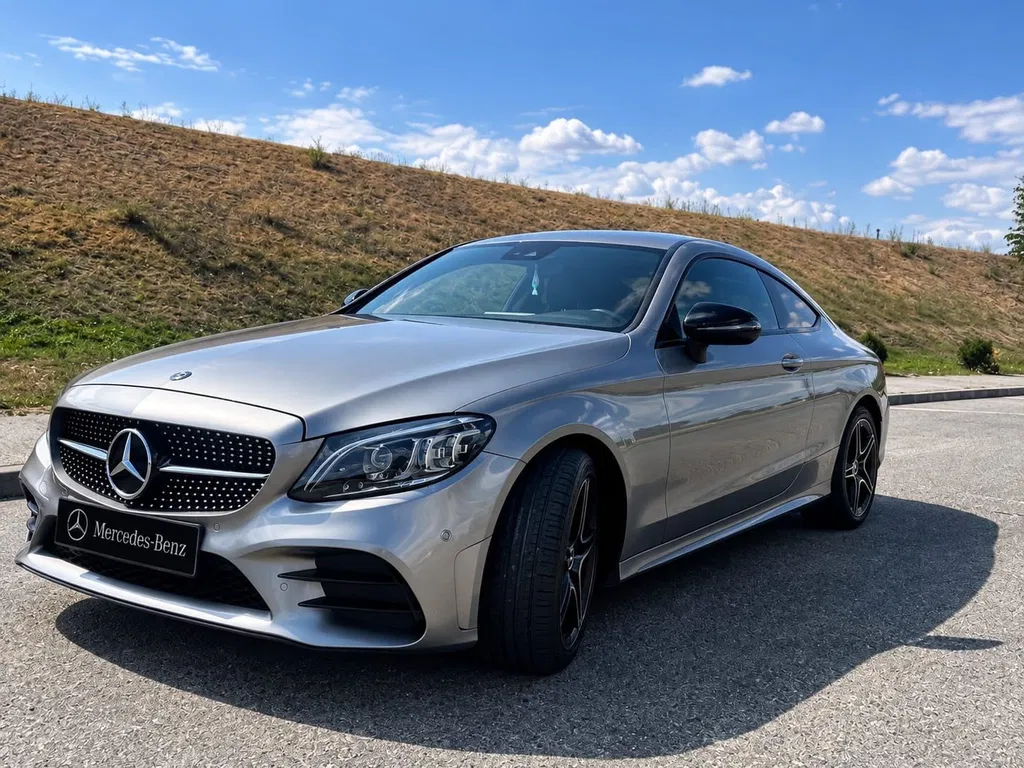 Fotografie: 2019 Mercedes-Benz C