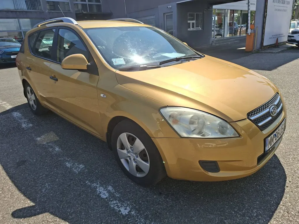 Fotografie: 2008 Kia Ceed