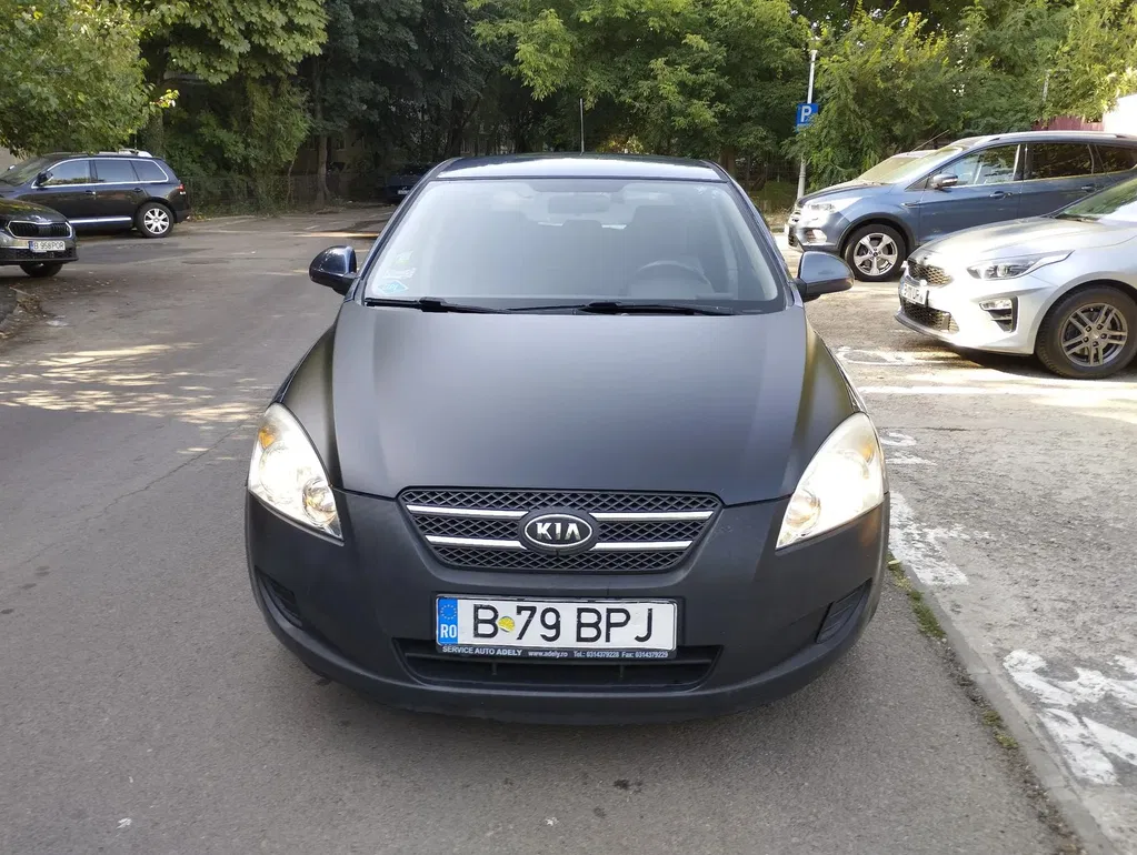 Fotografie: 2008 Kia Ceed