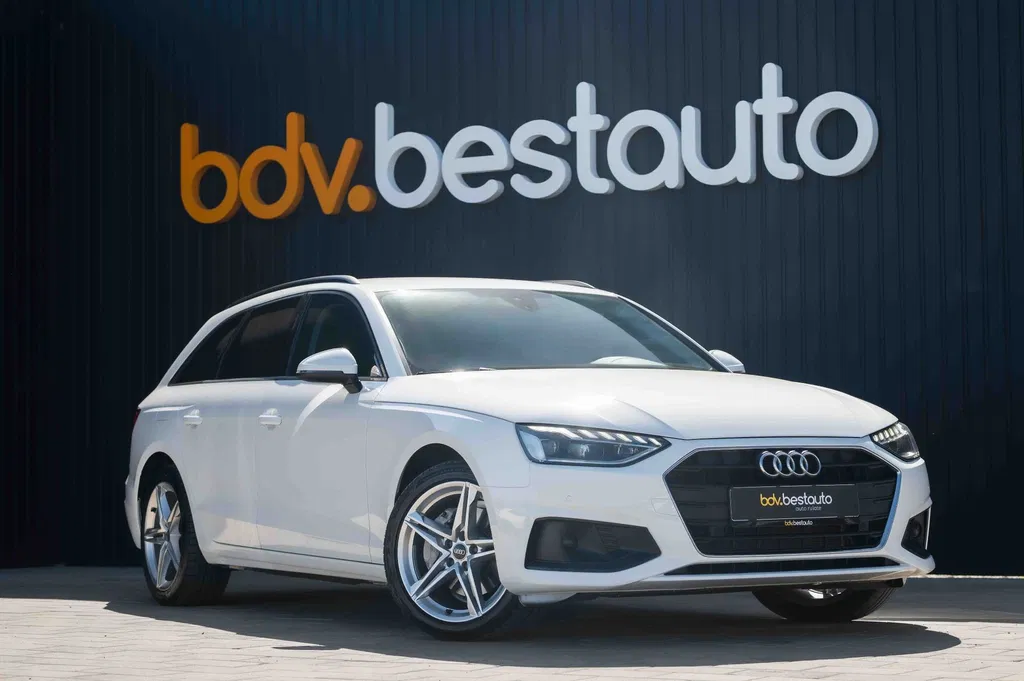 Fotografie: 2022 Audi A4 Avant