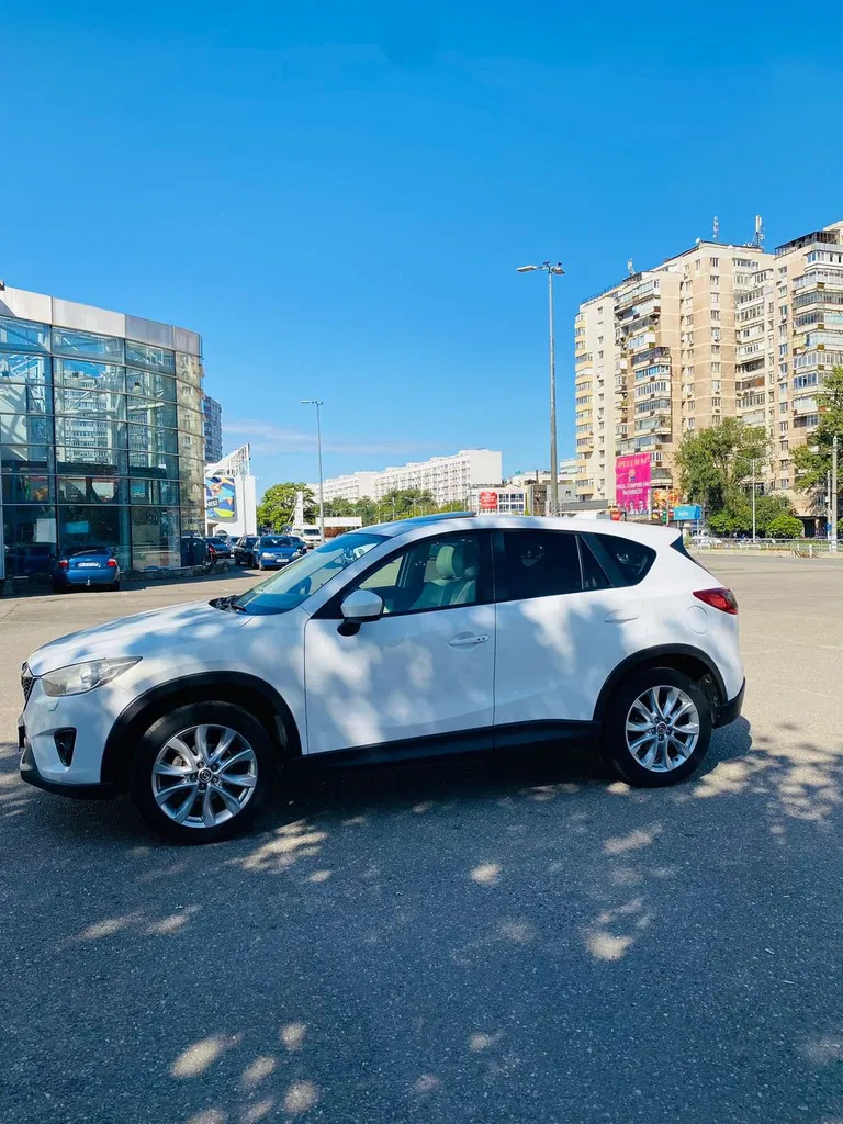Fotografie: 2014 Mazda CX-5