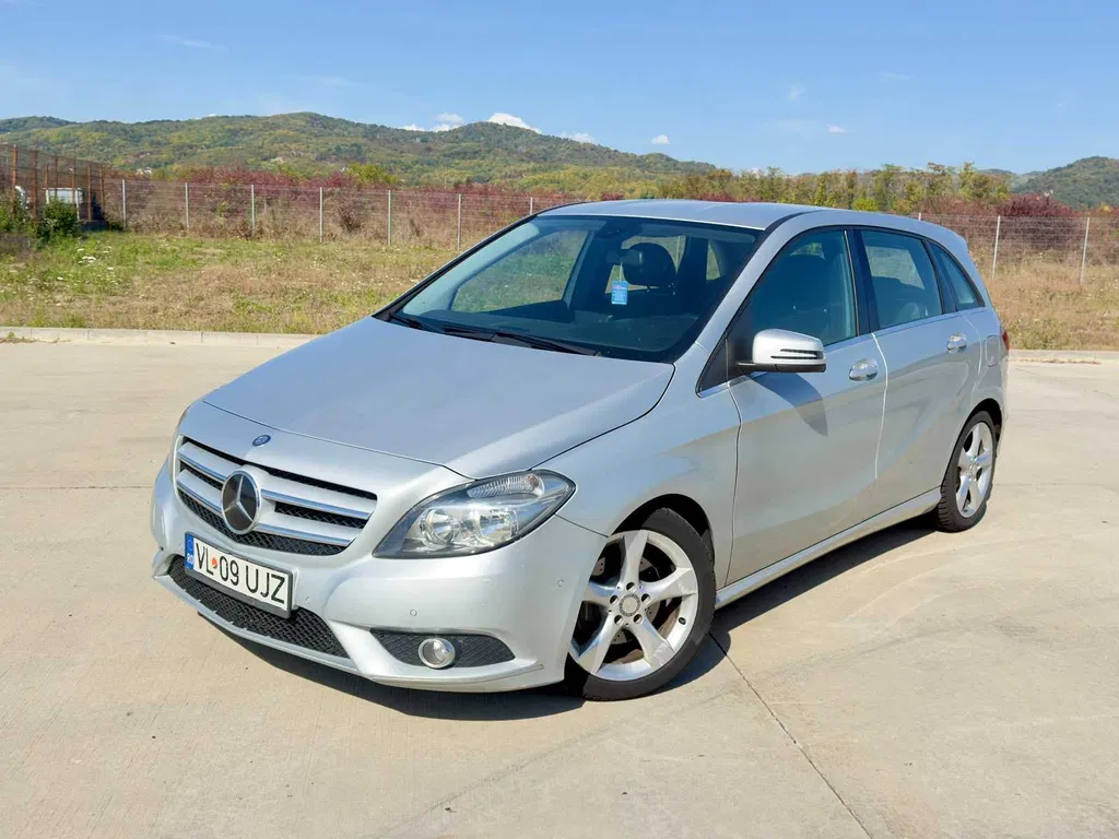Fotografie: 2014 Mercedes-Benz B 180