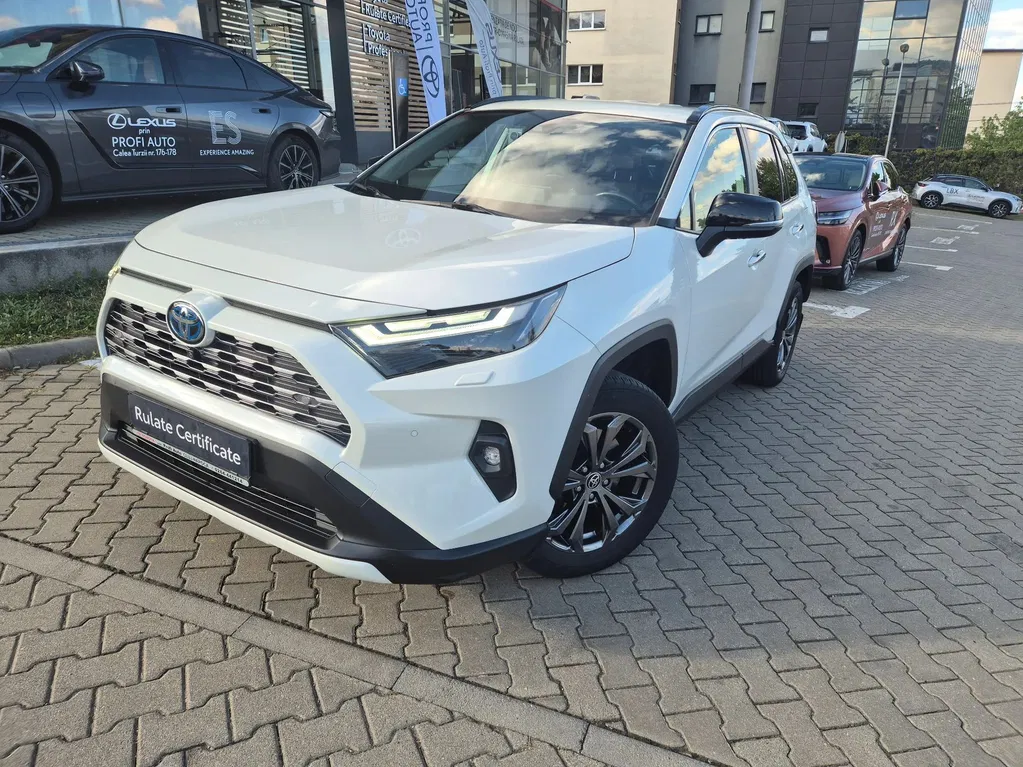 Fotografie: 2022 Toyota RAV-4