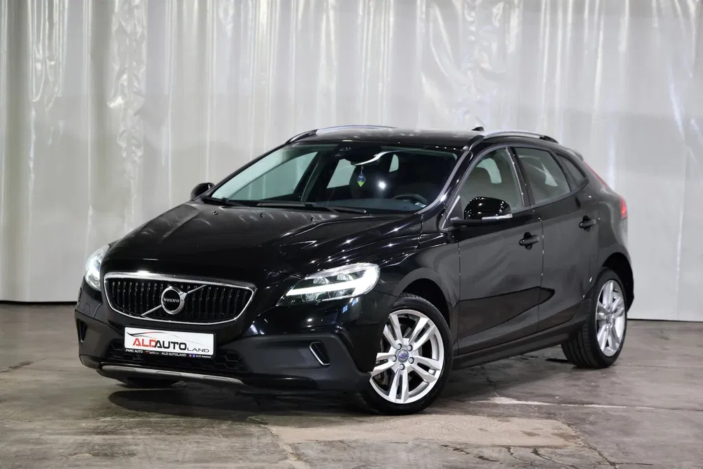 Fotografie: 2016 Volvo V40