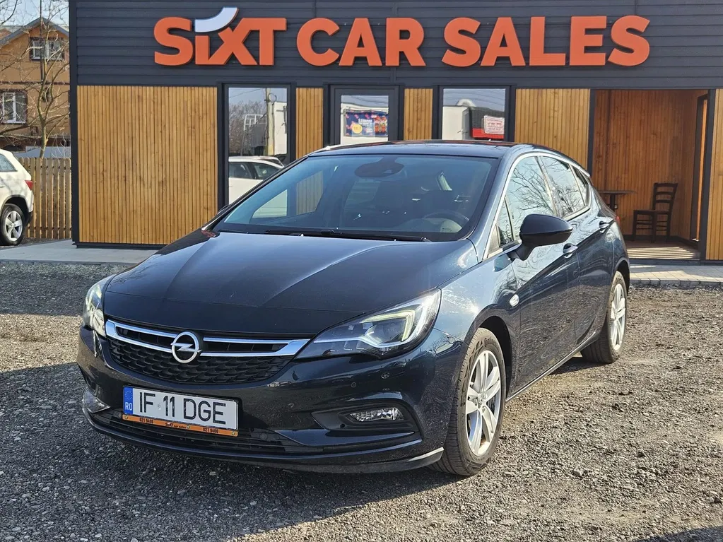 Fotografie: 2019 Opel Astra
