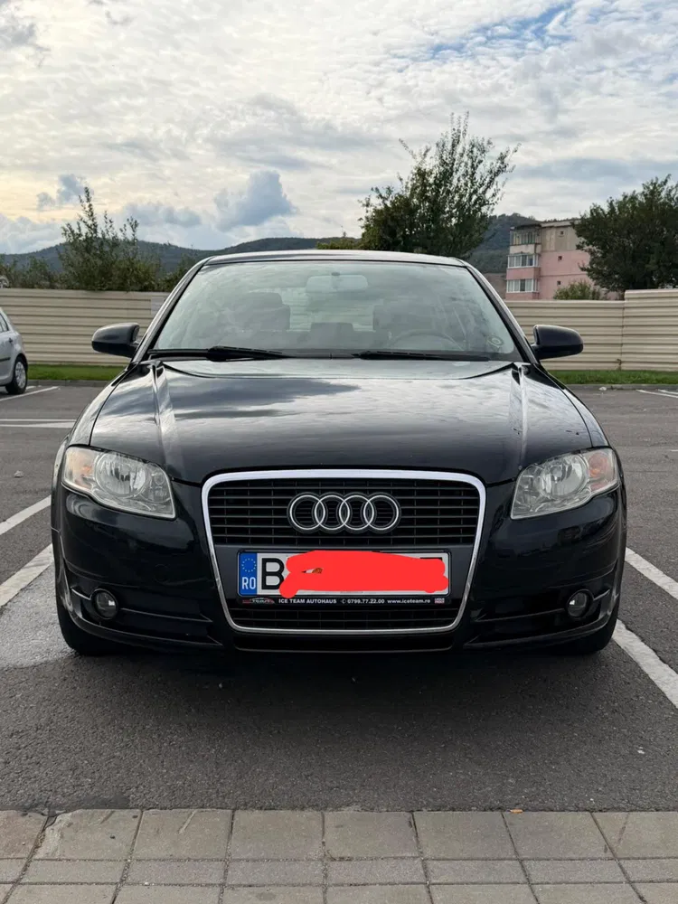 Fotografie: 2005 Audi A4 Limuzina