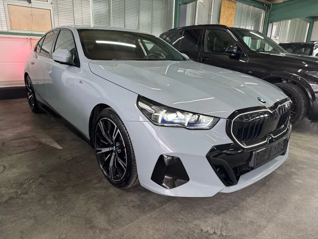 Fotografie: 2024 BMW Seria 5
