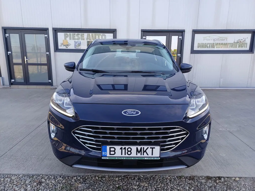 Fotografie: 2023 Ford Kuga