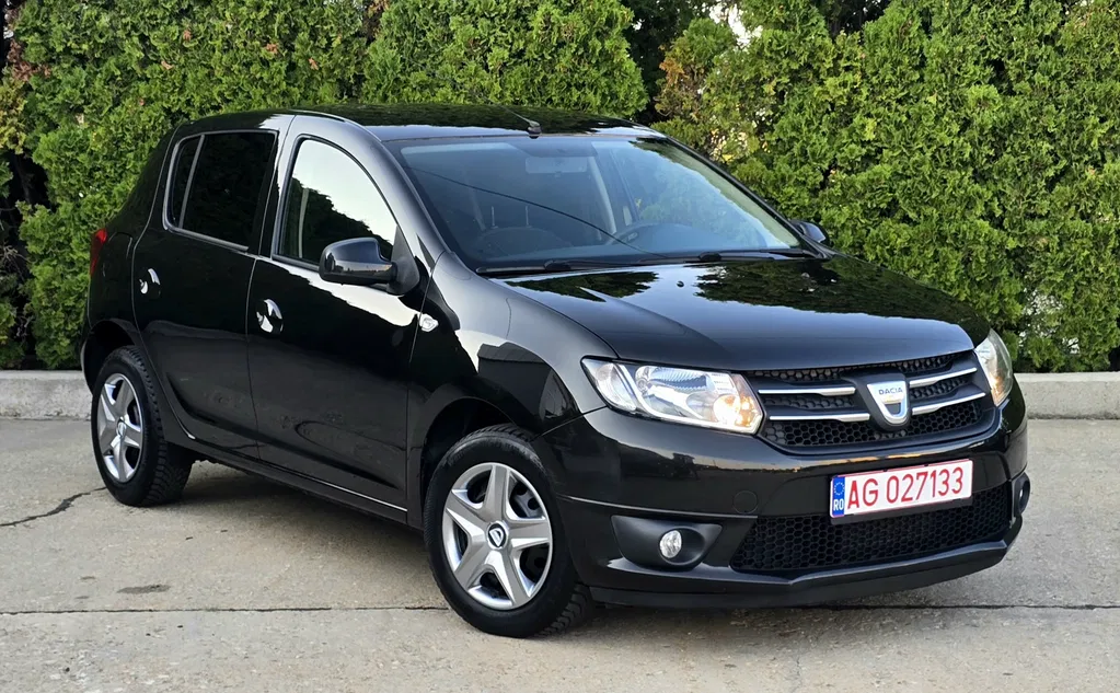 Fotografie: 2015 Dacia Sandero