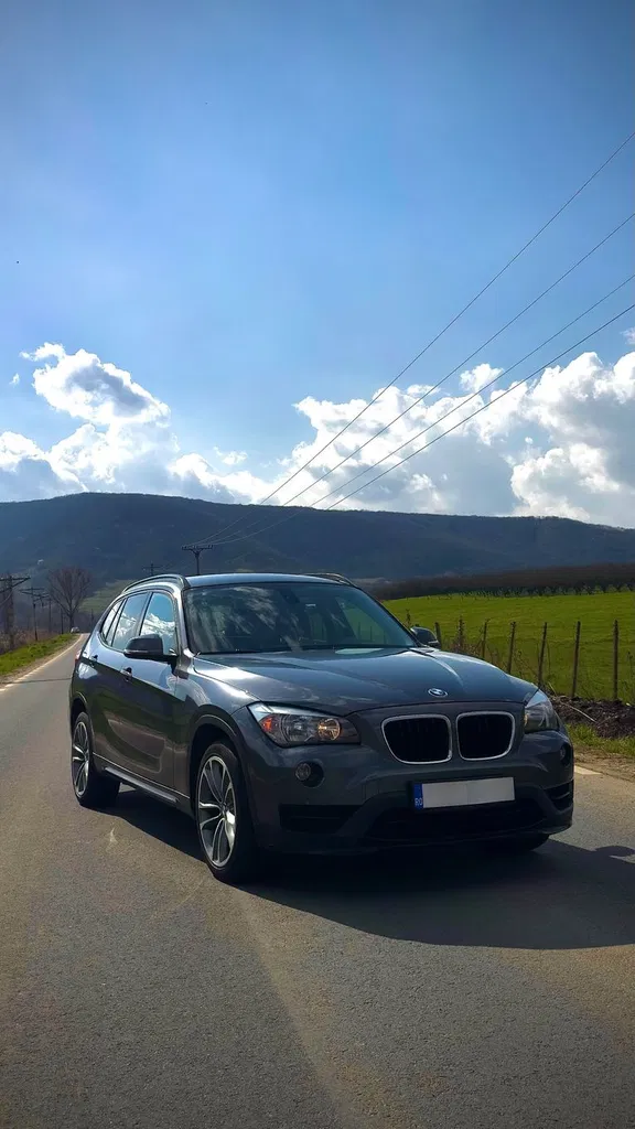 Fotografie: 2014 BMW X1