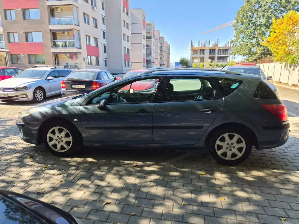 Fotografie: 2005 Peugeot 407