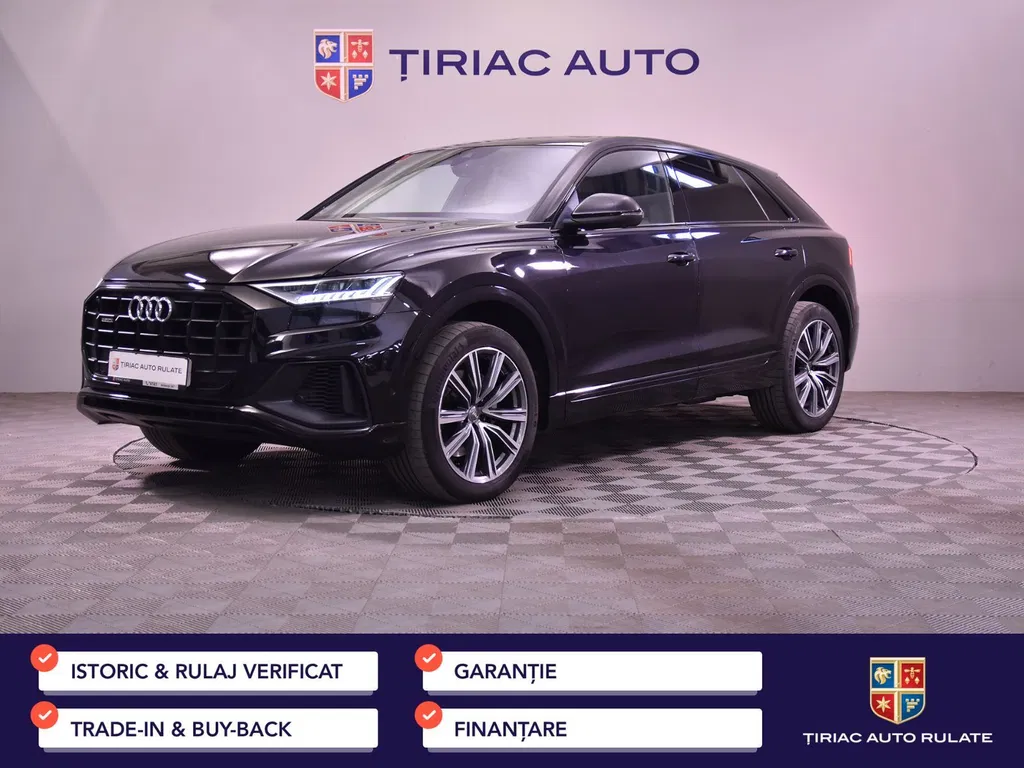Fotografie: 2020 Audi Q8
