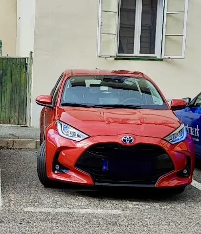 Fotografie: 2023 Toyota Yaris
