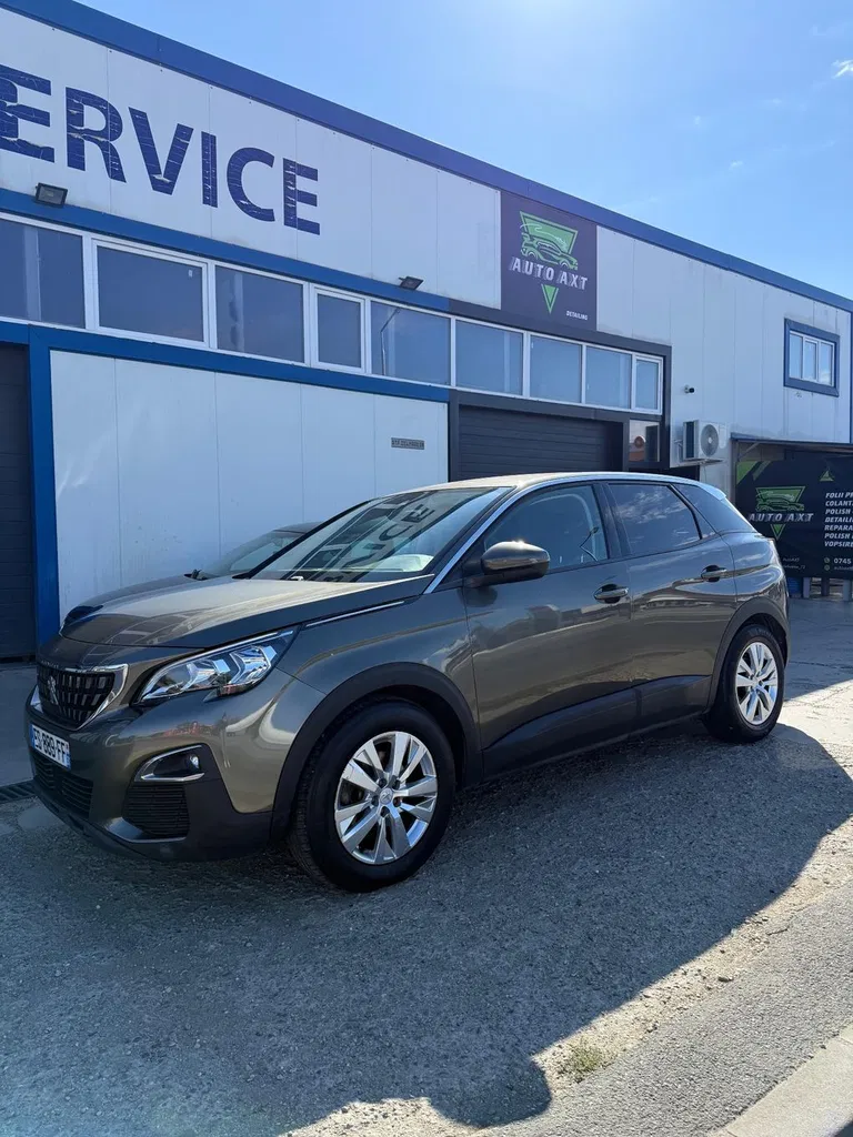 Fotografie: 2017 Peugeot 3008