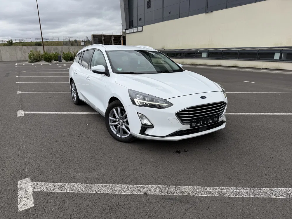 Fotografie: 2021 Ford Focus