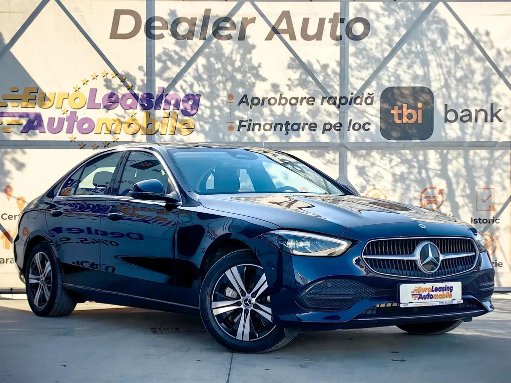 Fotografie: 2022 Mercedes-Benz C
