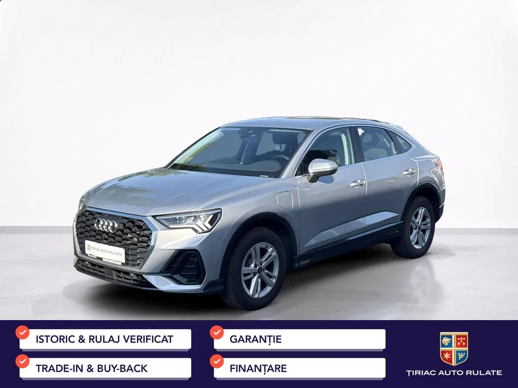 Fotografie: 2022 Audi Q3