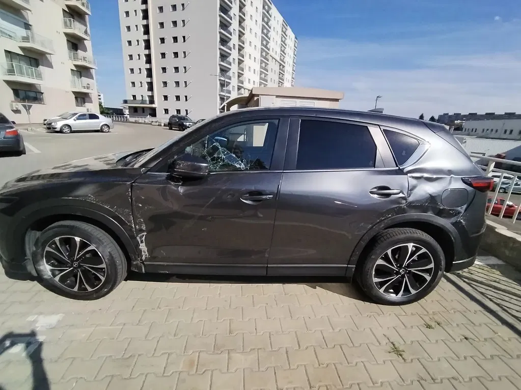 Fotografie: 2023 Mazda CX-5