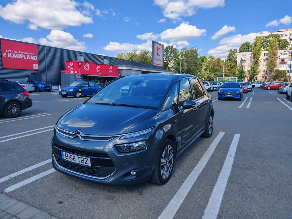 Fotografie: 2014 Citroen C4 Picasso