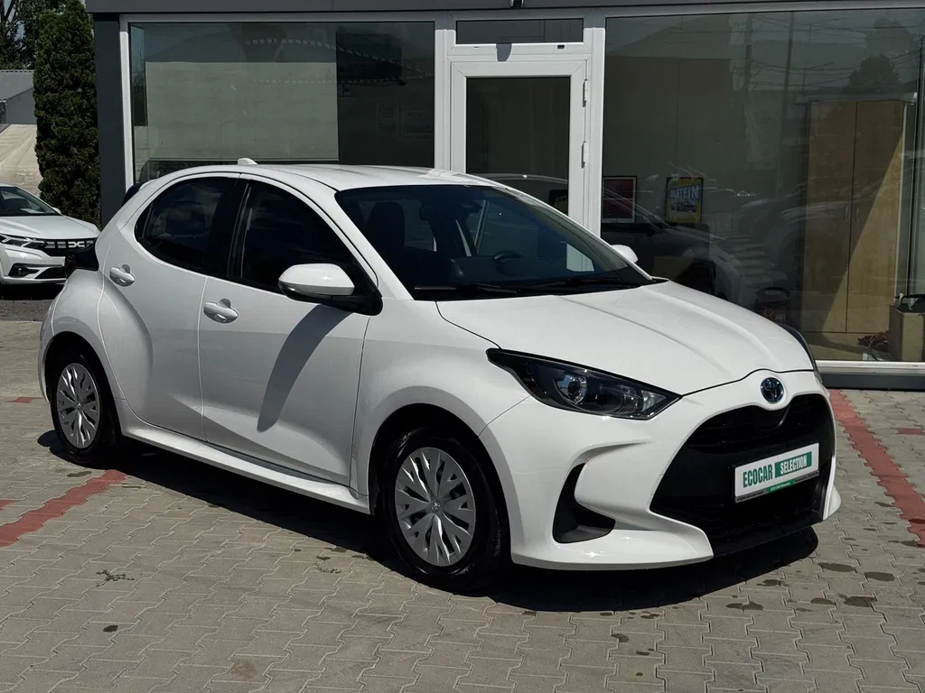 Fotografie: 2022 Toyota Yaris