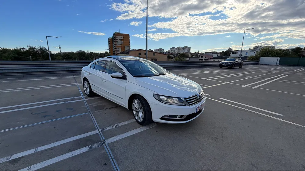 Fotografie: 2012 Volkswagen Passat CC