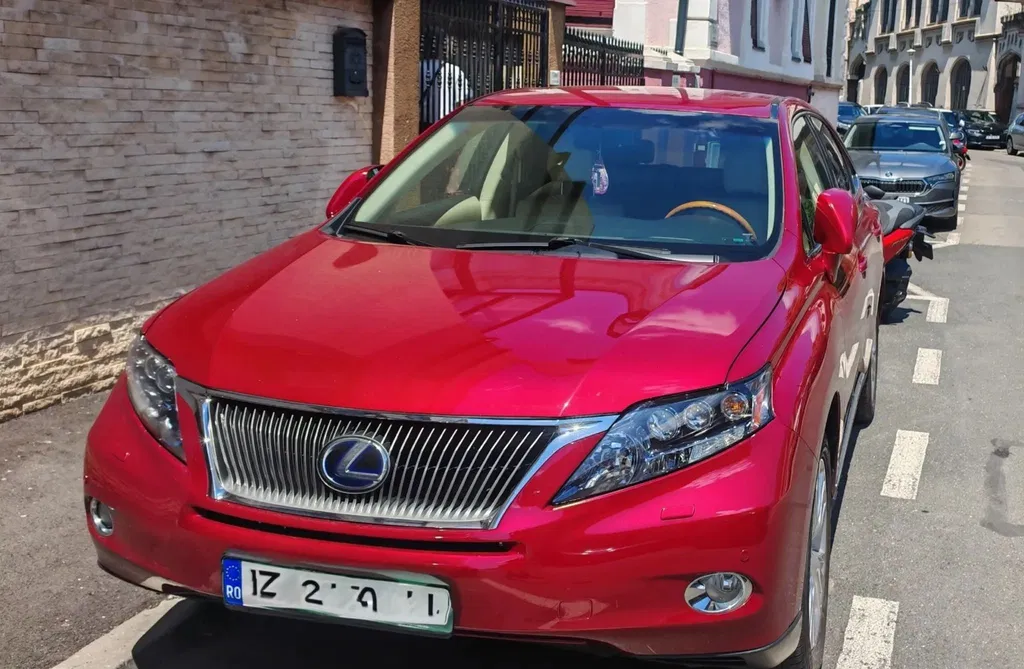 Fotografie: 2010 Lexus Seria RX