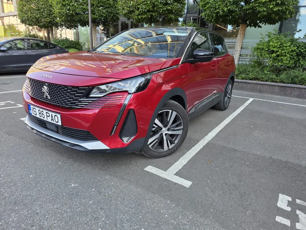 Fotografie: 2022 Peugeot 3008
